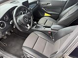 Mercedes-Benz CLA 1,6 180 SB ČR 1.maj - náhled 9