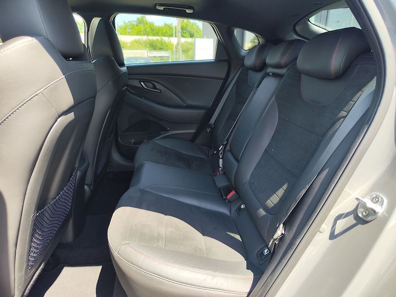 Hyundai i30 2.0 T-GDi/202kW N Performace - fotka 12 z 38