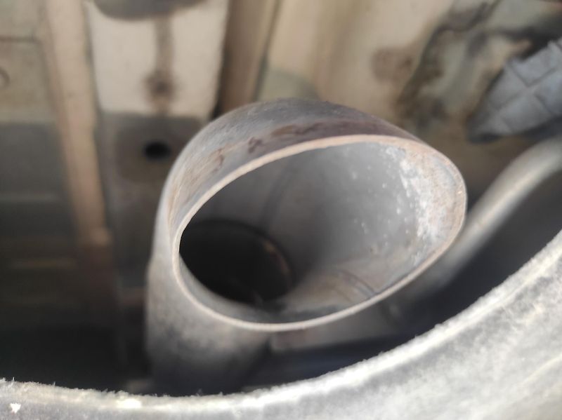 Volkswagen Passat 2,0TDi BMT 110kw DSG, Business - fotka 43 z 43
