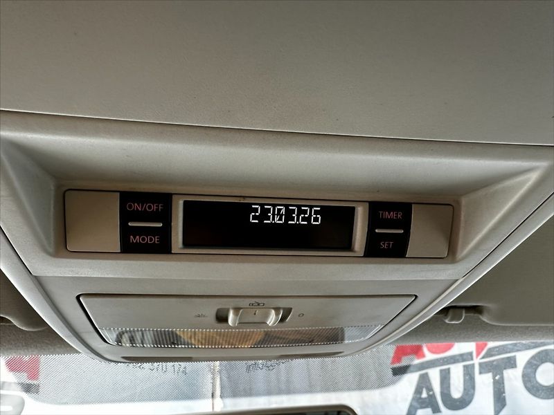 Volkswagen Transporter 2,0 TDI 75kW-LONG-9 MÍST-CZ - fotka 25 z 33