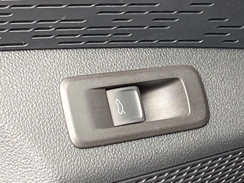 Škoda Octavia (2021) Combi 2.0 TDI DSG RS - fotka 24 z 39