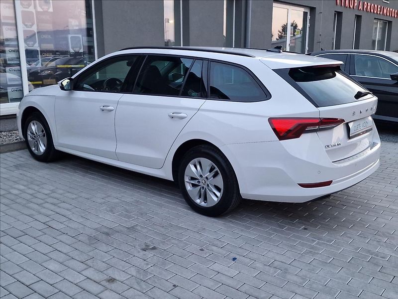 Škoda Octavia 2.0TDI Combi, původ ČR,1.Maj. - fotka 7 z 50