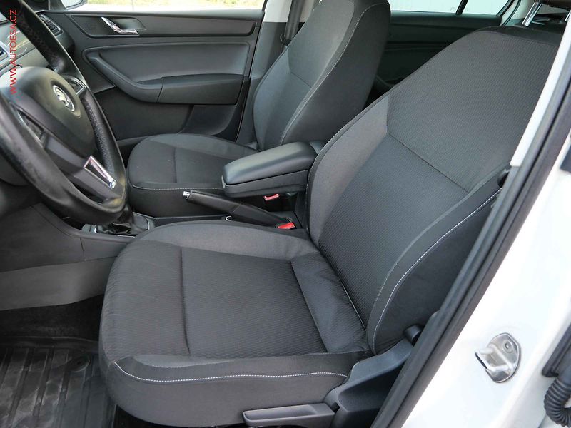 Škoda Rapid (2015) 1.2TSi, ČR, Ambition Fresh - fotka 9 z 18