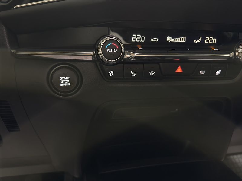 Mazda CX-30 2,0   i AWD 1.MAJITEL ČR DPH - fotka 21 z 48