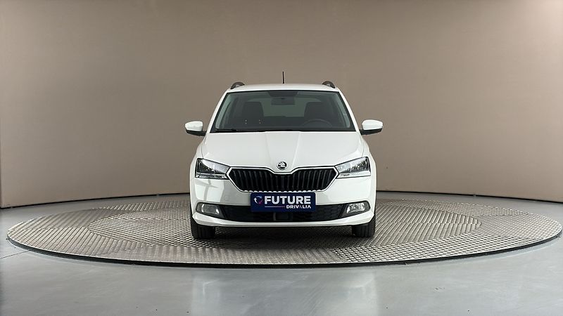 Škoda Fabia 1.0 TSI Ambition Combi - fotka 3 z 23