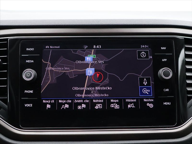 Volkswagen T-Roc 1,0 TSI Virtual LED Webasto - fotka 17 z 29