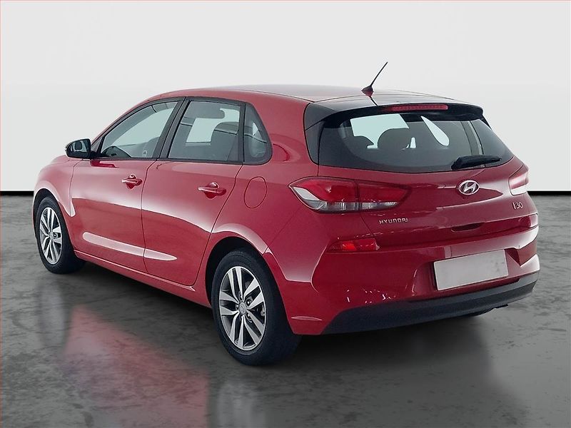 Hyundai i30 (2017) 1.0 T-GDI, ČR,1.maj - fotka 4 z 18