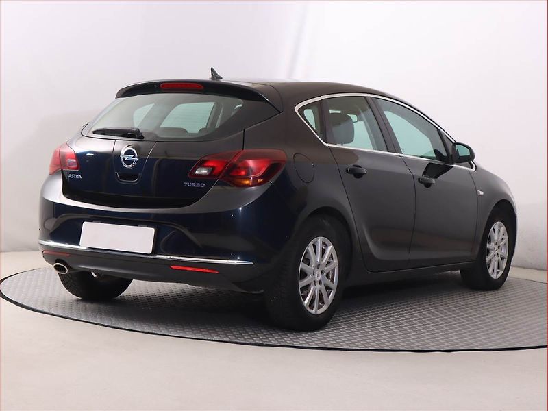 Opel Astra (2015) 1.4 T, Serv.kniha, Tempomat - fotka 5 z 18