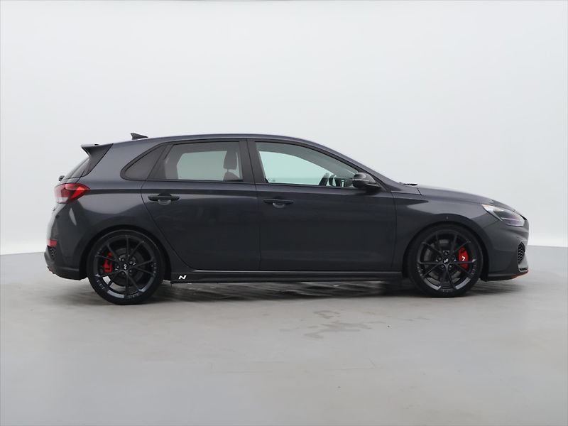 Hyundai i30 2,0 TGDI 206kW N Performance - fotka 8 z 33