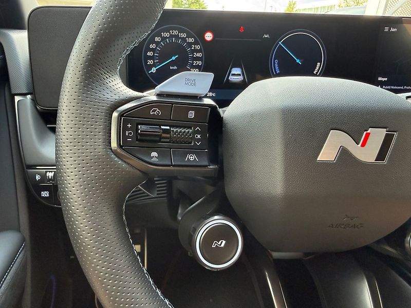 Hyundai Ioniq 5 N Everyday 84 kWh - fotka 31 z 42