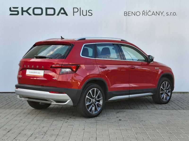 Škoda Karoq (2020) Scout DSG 4x4 2,0TDi 110kW - fotka 2 z 34