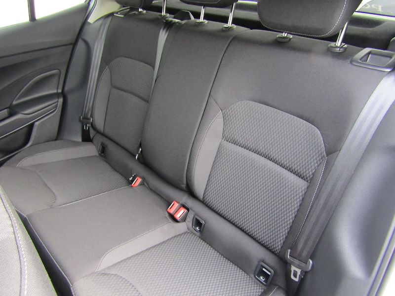 Škoda Fabia IV Top Selection 1.0 TSI /85kW - fotka 23 z 30