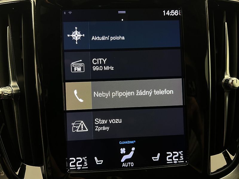 Volvo V60 T6 AWD RECHARGE INSCRIPTION - fotka 28 z 47
