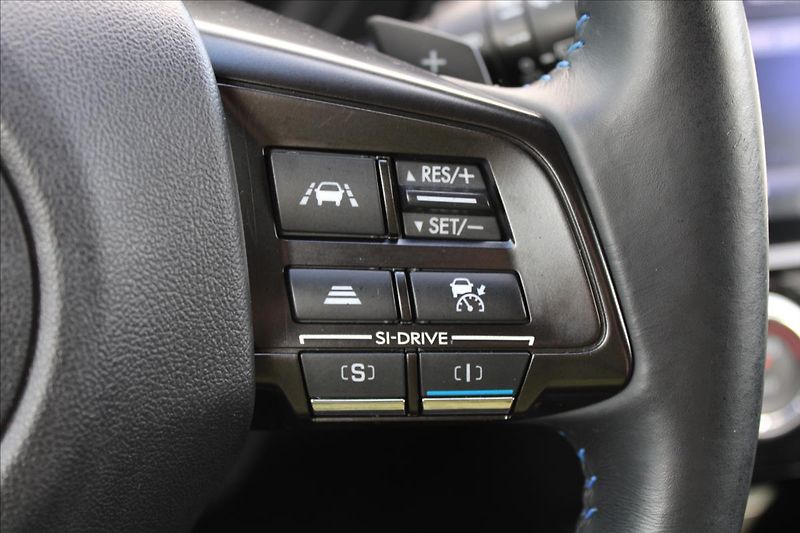 Subaru Levorg 2,0 i  ČR,A/T,4x4,EXECUTIVE - fotka 23 z 41