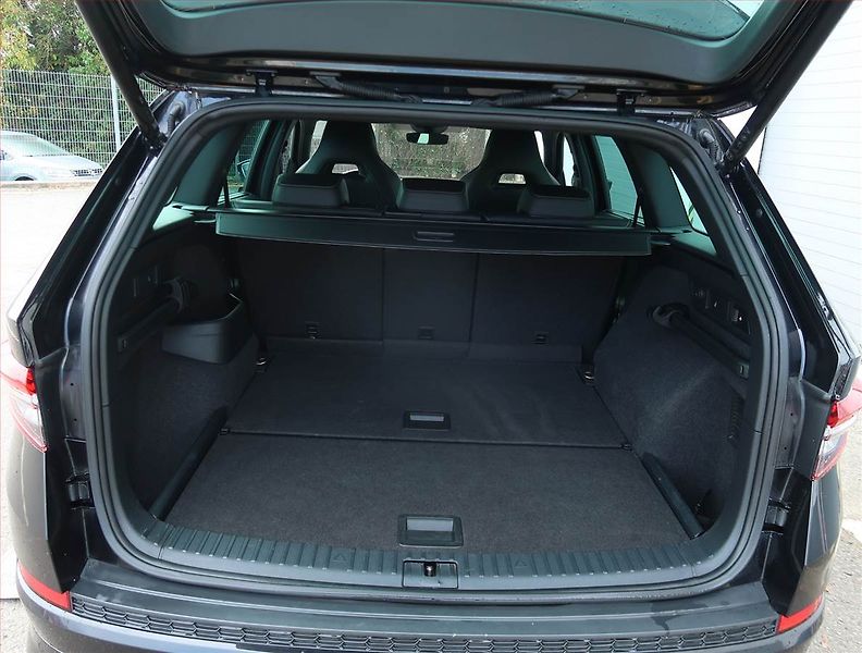 Škoda Kodiaq (2023) Sportline 2.0 TDI - fotka 14 z 27