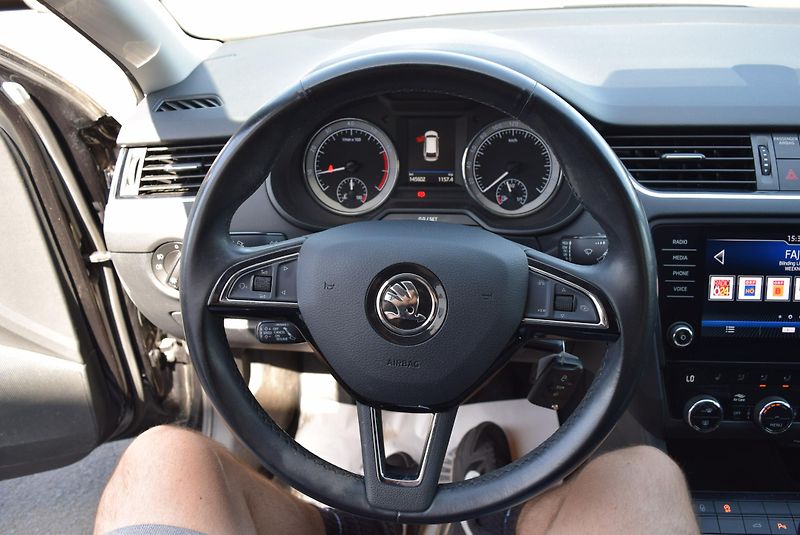 Škoda Octavia (2019) 1.5TSI 110kw AMBITION LED APP - fotka 30 z 49