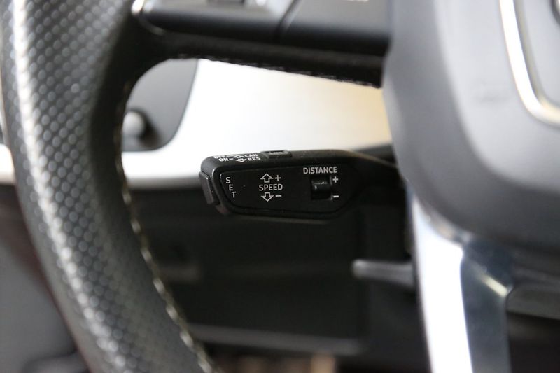 Audi A4 40TFSI q S-Line Matrix NezT Ka - fotka 13 z 23
