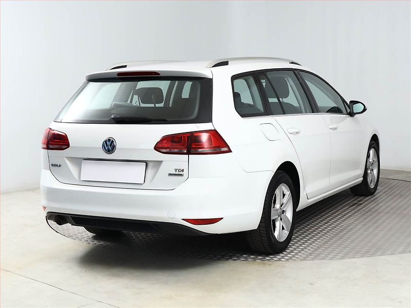 Volkswagen Golf (2014) Highline 1.6 TDI, Tempomat - fotka 5 z 13