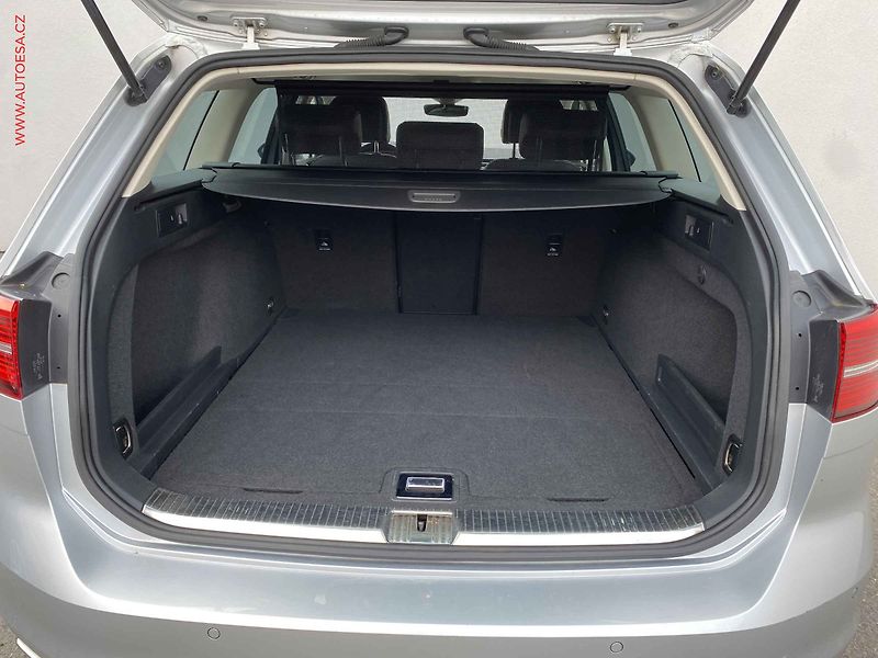 Volkswagen Passat (2016) 2.0TDi, ČR, DSG, LED, navi - fotka 7 z 18