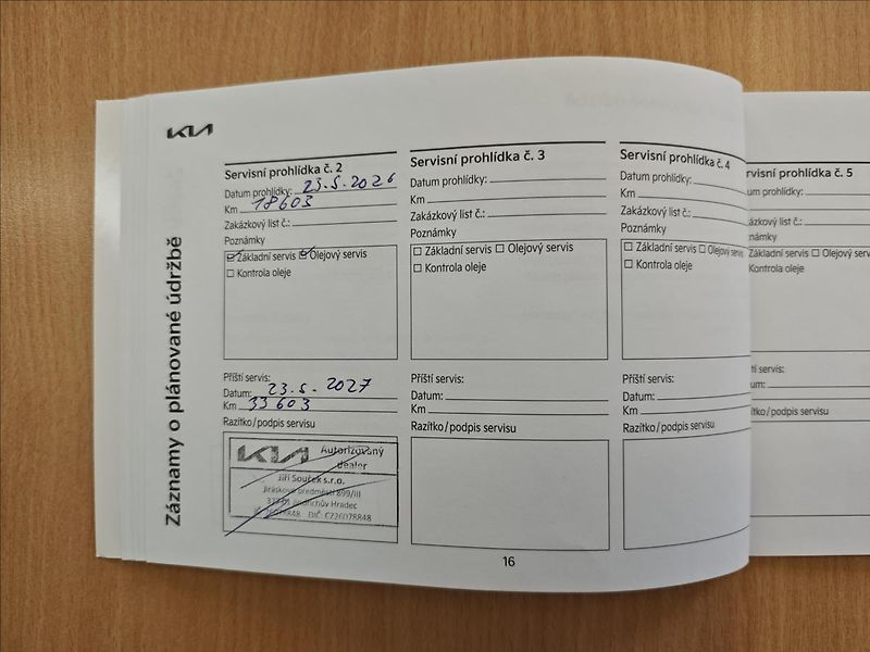 Kia XCeed 1,5 T-GDI 7DCT automat  TOP - fotka 21 z 21