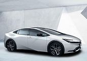 Toyota Prius - od 984 000 Kč.