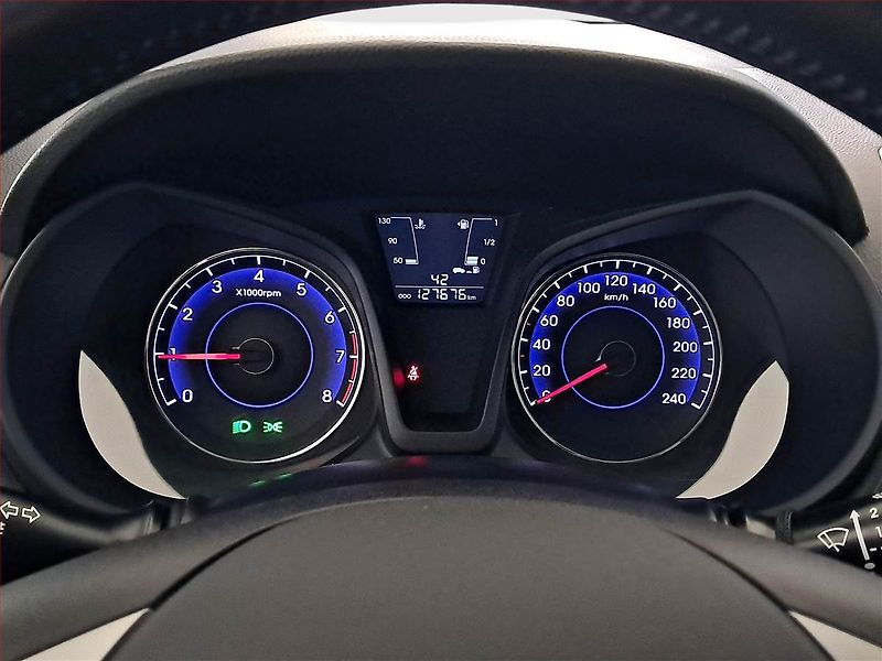 Hyundai ix20 (2018) 1.4 CVVT, ČR,1.maj - fotka 11 z 15