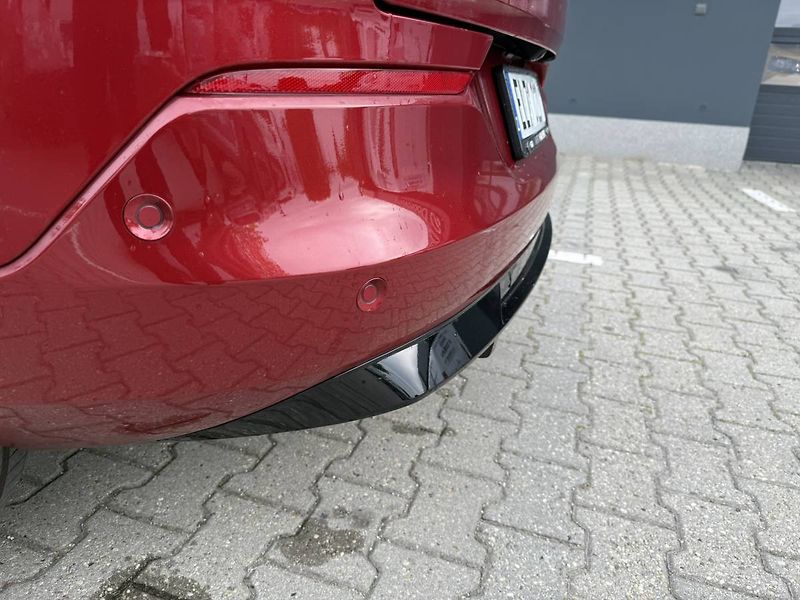 Opel Grandland GSe Plug In Hybrid 1.6 TURBO 4 - fotka 24 z 27