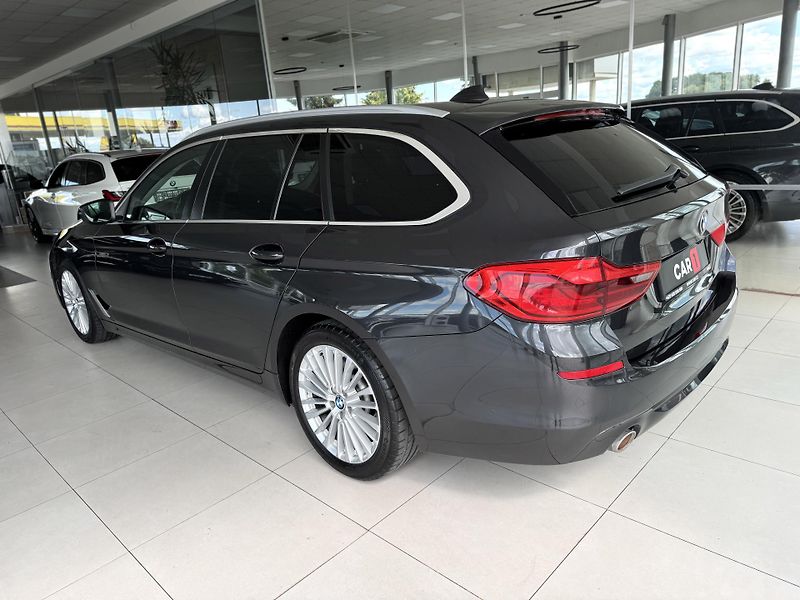 BMW Řada 5 530i xDrive*360Kam*KeyLess*TOP - fotka 7 z 45