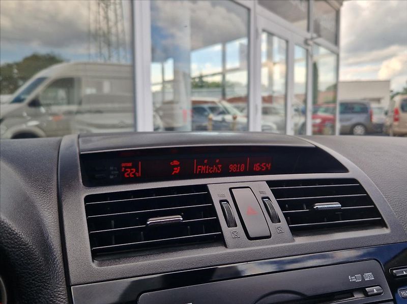 Mazda 6 2,0 i NOSIČ KŮŽE AUTOAC VÝHŘEV - fotka 31 z 34