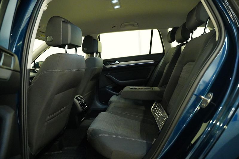 Volkswagen Passat - fotka 27 z 28