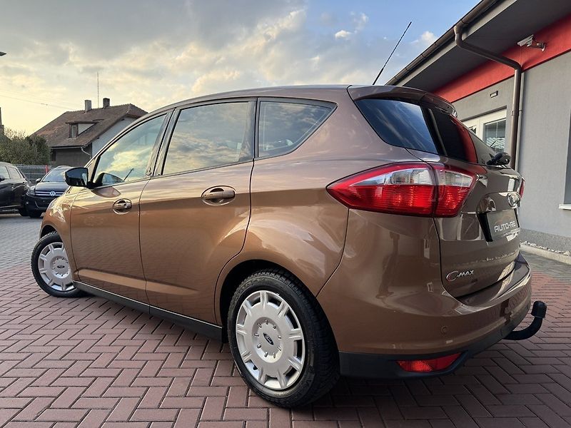 Ford C-MAX (2013) 1.0i EB Klima Winter Paket - fotka 3 z 44