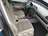 Volkswagen Golf 1,6 TDi 77KW - náhled 8