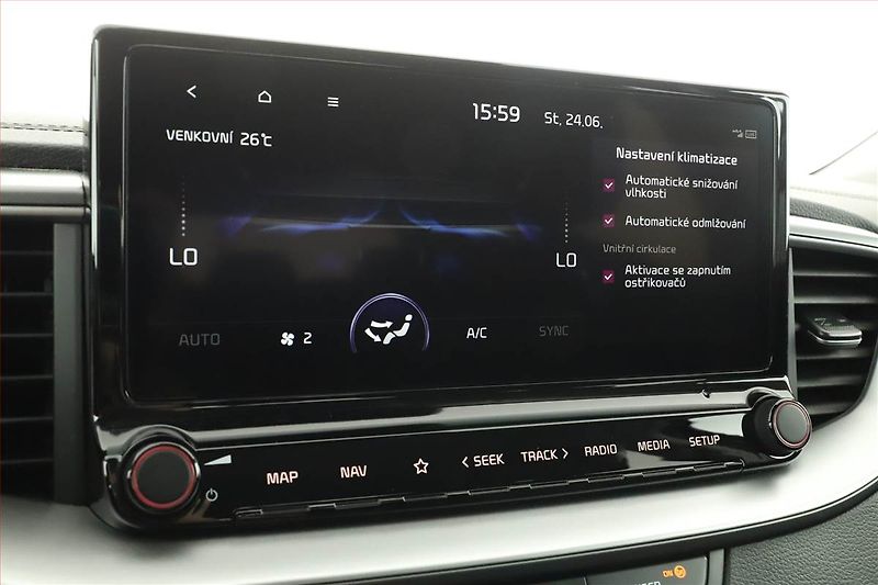 Kia Ceed (2025) 1.5 T-GDI, TOP, DPH, AUTOMAT - fotka 18 z 20
