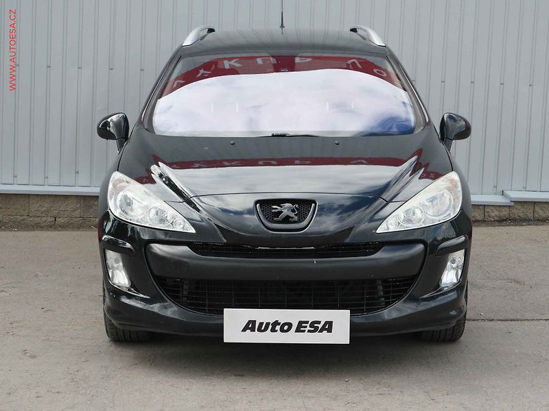 Peugeot 308 (2008) 1.6 HDi, Panorama - fotka 2 z 16