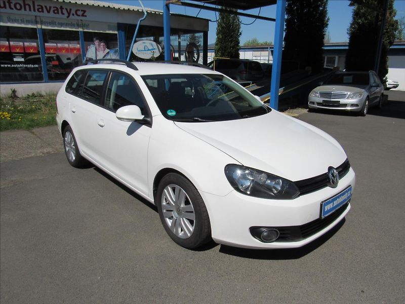 Volkswagen Golf 1,6 TDi 77kW Variant - fotka 3 z 29
