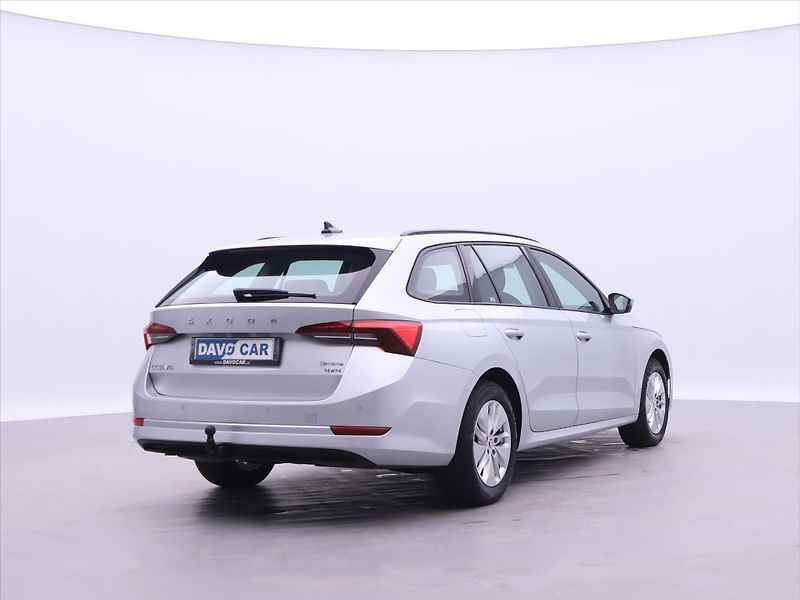 Škoda Octavia 2,0 TDI 110 kW 4x4 DSG DPH CZ - fotka 7 z 34
