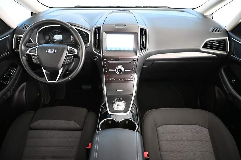 Ford Galaxy (2022) 2.0 LED ACC SONY Tažné 7 Míst - fotka 13 z 44