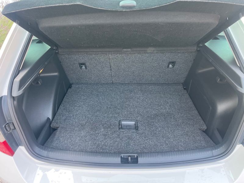 Škoda Rapid (2014) 1.2 TSI Serviska - fotka 11 z 22