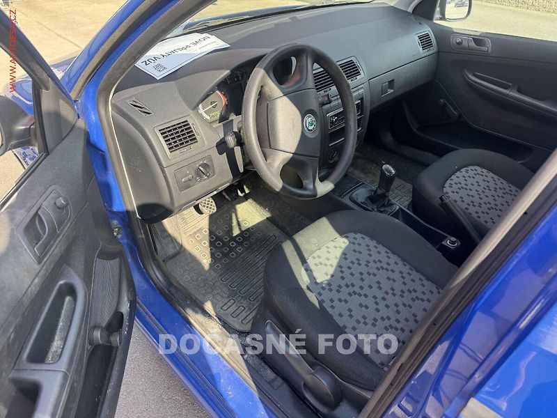 Škoda Fabia (2007) 1.2 HTP 12V, ČR - fotka 3 z 3