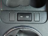 Škoda Fabia (2012) 1.6 TDi, Ambiente - náhled 14
