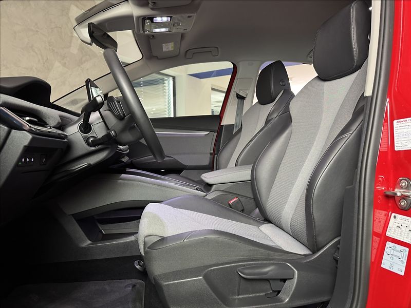 Škoda Enyaq 80 LED Matrix Assist Kamera - fotka 21 z 47