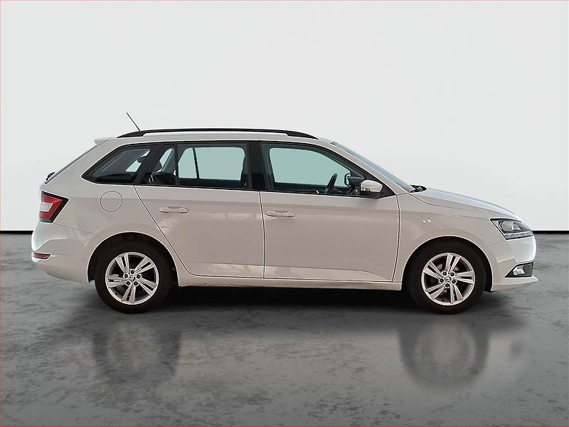 Škoda Fabia (2022) Ambition 1.0 TSI, ČR,1.maj - fotka 6 z 14