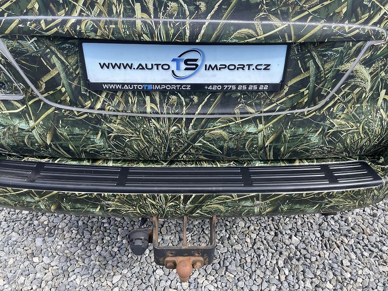 Toyota Land Cruiser 3.0TD 4x4 170PS AUT VÝBAVA !!! - fotka 45 z 180