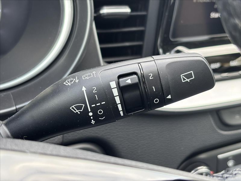 Kia Ceed 1,0 TGDi SPIN ZÁRUKA CARPLAY - fotka 31 z 36