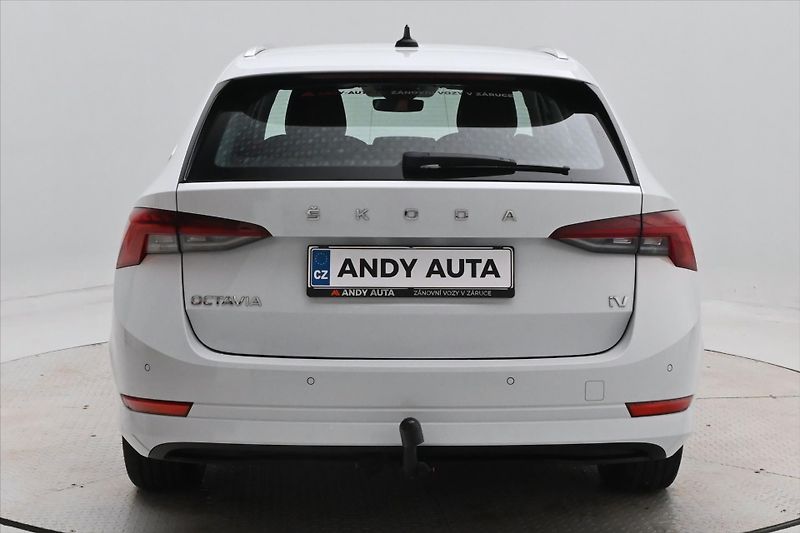 Škoda Octavia 1,4 iV TSI 150kW Style SoH 92% - fotka 6 z 32