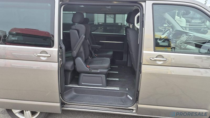 Volkswagen Multivan 2.0 TDi 150kW 4x4 - fotka 12 z 18