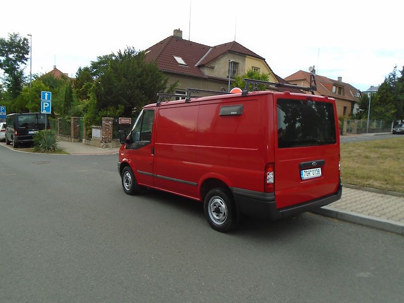 Ford Transit (2013) 2.2 TDCI, L1H1 - fotka 10 z 20