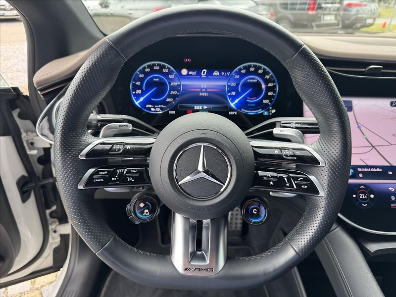 Mercedes-Benz EQE 53 AMG 4M - fotka 7 z 38
