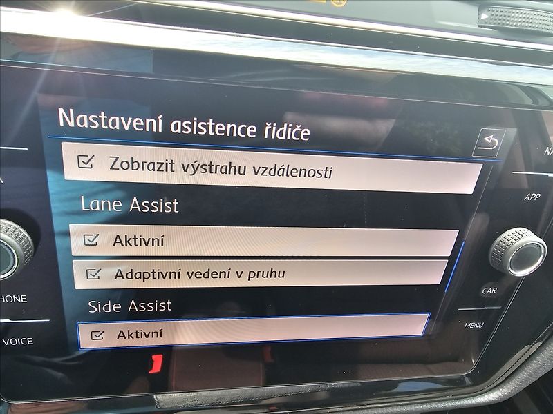 Volkswagen Touran 1,4 Tsi 110KW DSG Sound 7MÍST - fotka 20 z 47