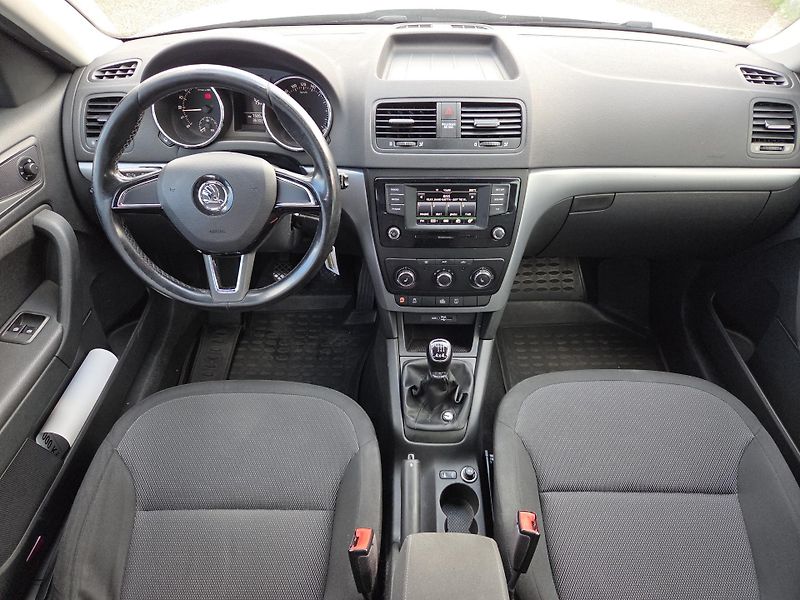 Škoda Yeti (2017) 2,0TDi 4x4 lze i  splátky VŠEM - fotka 8 z 11